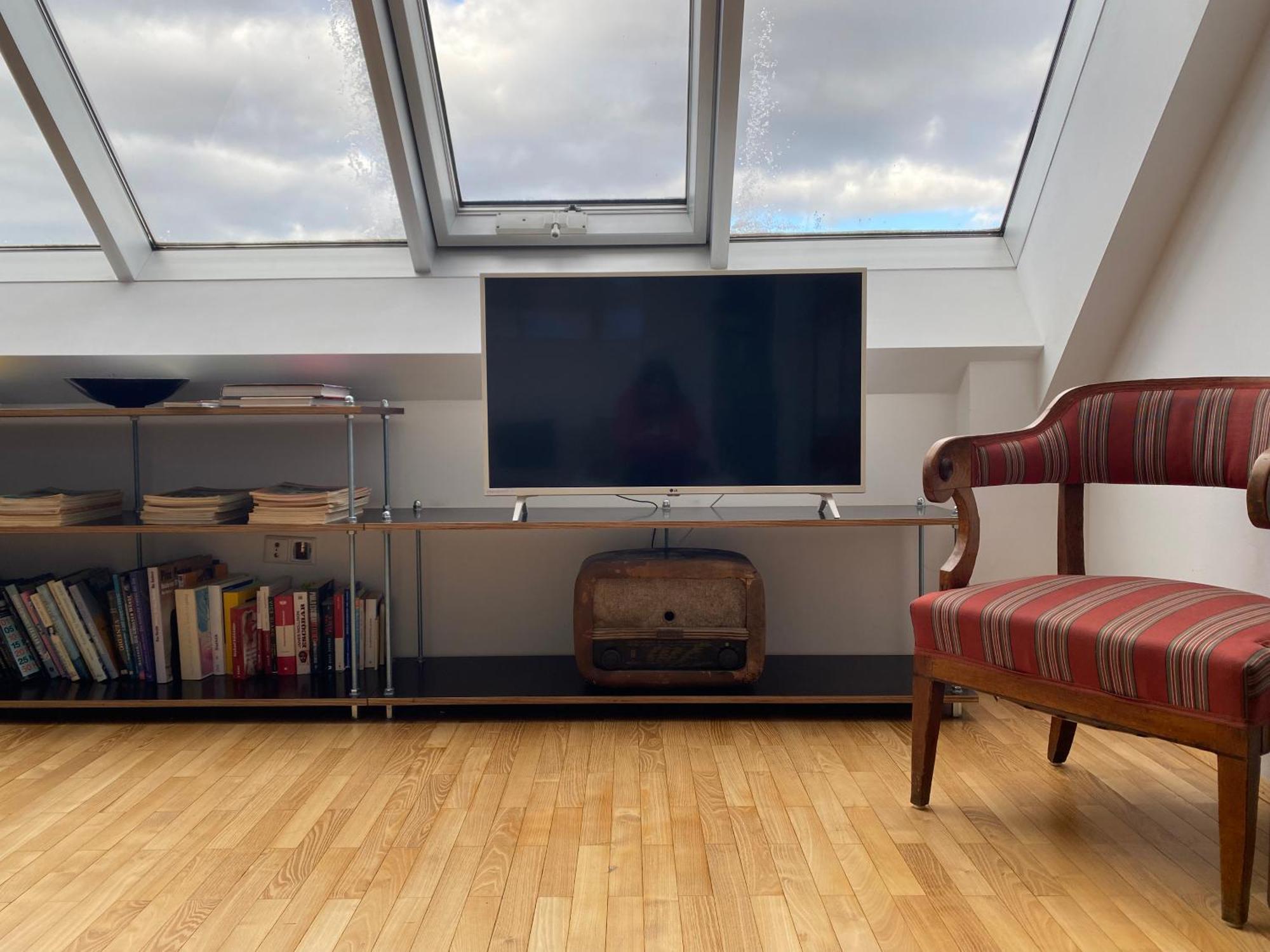 360 View Loft 3 Apartment Wina Bagian luar foto