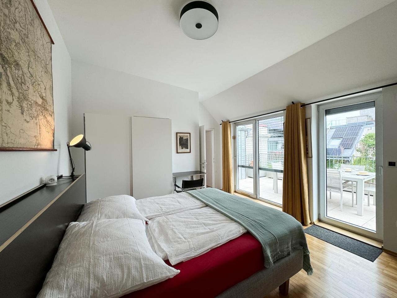 360 View Loft 3 Apartment Wina Bagian luar foto